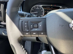Nissan Pathfinder SV 4WD 2026
