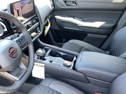 Nissan Pathfinder Rock Creek 4WD 2026