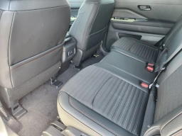 Nissan Pathfinder Rock Creek 4WD 2026