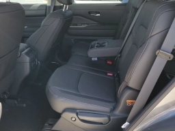 Nissan Pathfinder SL 4WD 2026
