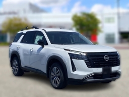Nissan Pathfinder SL 2WD 2026