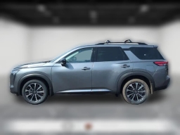 Nissan Pathfinder Platinum 4WD 2026
