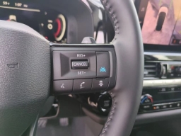 Nissan Pathfinder Platinum 4WD 2026