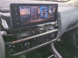 Nissan Pathfinder Platinum 4WD 2026