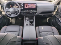 Nissan Pathfinder Platinum 4WD 2026