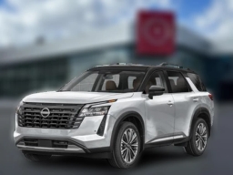 Nissan Pathfinder Platinum 4WD 2026