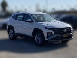 Hyundai Tucson SE FWD 2026