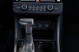 Hyundai Tucson SE FWD 2026