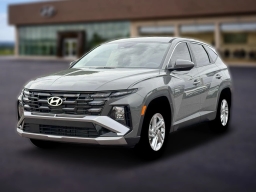 Hyundai Tucson SE FWD 2026