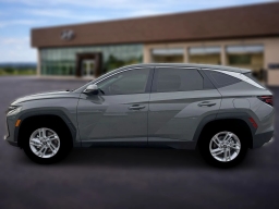 Hyundai Tucson SE FWD 2026