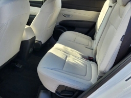 Hyundai Tucson SE FWD 2026