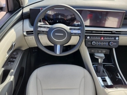Hyundai Tucson SE FWD 2026