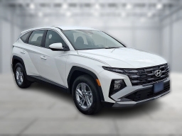Hyundai Tucson SE FWD 2026