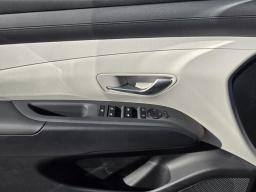 Hyundai Tucson SE FWD 2026