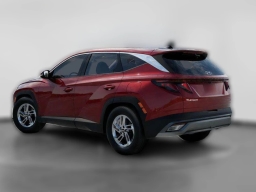 Hyundai Tucson SE FWD 2026
