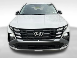 Hyundai Tucson SE FWD 2025