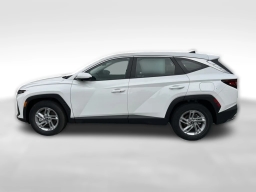 Hyundai Tucson SE FWD 2025