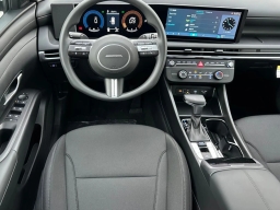 Hyundai Tucson SE FWD 2025