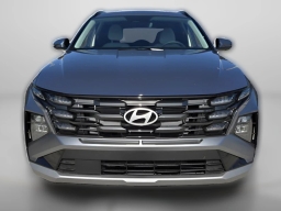 Hyundai Tucson SE FWD 2026