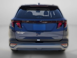 Hyundai Tucson SE FWD 2026