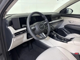 Hyundai Tucson SE FWD 2026