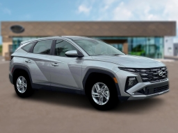Hyundai Tucson SE FWD 2026