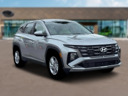Hyundai Tucson SE FWD 2026