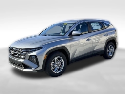 Hyundai Tucson SE FWD 2026