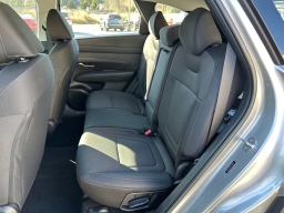 Hyundai Tucson SE FWD 2026