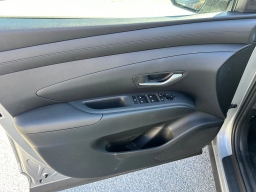 Hyundai Tucson SE FWD 2026