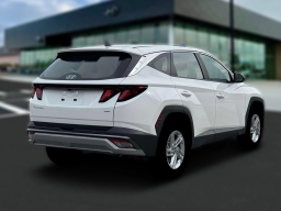 Hyundai Tucson SE AWD 2026