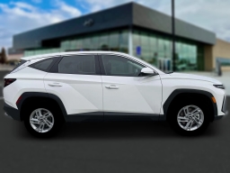 Hyundai Tucson SE AWD 2026
