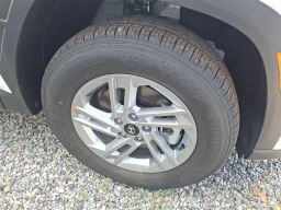 Hyundai Tucson SE AWD 2026
