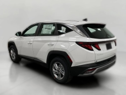 Hyundai Tucson SE AWD 2026