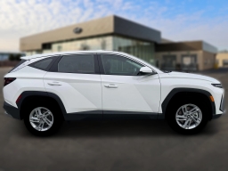 Hyundai Tucson SE AWD 2026