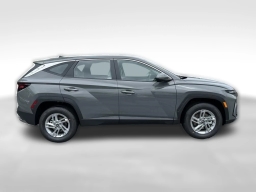 Hyundai Tucson SE AWD 2026
