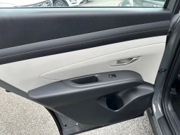 Hyundai Tucson SE AWD 2026