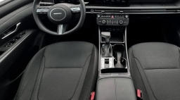 Hyundai Tucson SE AWD 2026