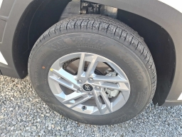Hyundai Tucson SE AWD 2026