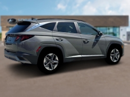 Hyundai Tucson SEL FWD 2026