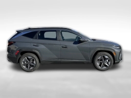 Hyundai Tucson SEL FWD 2026