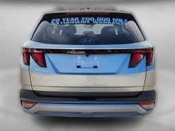 Hyundai Tucson SEL FWD 2026