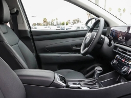 Hyundai Tucson SEL Plus FWD 2026