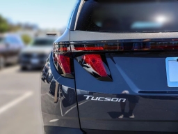Hyundai Tucson SEL Plus FWD 2026
