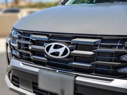 Hyundai Tucson SEL Plus FWD 2026