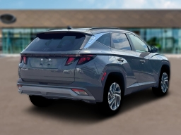 Hyundai Tucson SEL Plus FWD 2026