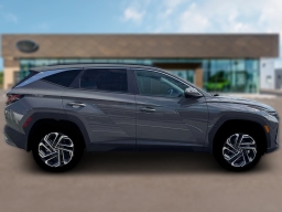 Hyundai Tucson SEL Plus FWD 2026