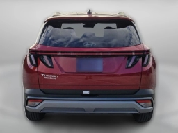 Hyundai Tucson SEL Premium FWD 2026