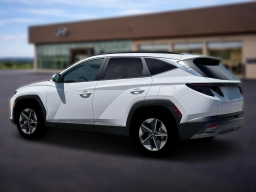 Hyundai Tucson SEL Premium FWD 2026