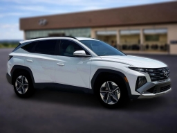 Hyundai Tucson SEL Premium FWD 2026